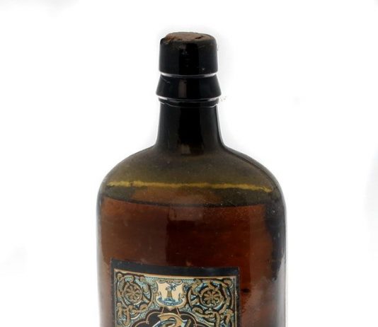 Image credit: An 1880s bottle of Cassidy & Co Monasterevin whiskey (Eugene T Hamill/Victor Mee Auctions)